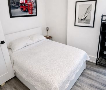 For Lease - 206 Bathurst Street Unit# Lower, Toronto, Ontario - Photo 6