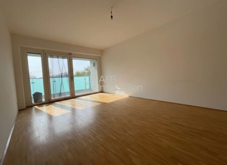 Schöne 2 Zimmerwohnung mit sonniger Südterrasse - Tiefgaragenabstellplatz optional - Foto 3