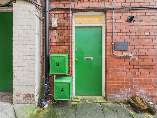 1 bedroom flat to rent - Photo 1