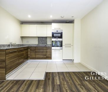 2 Bedroom Flat/Apartment to rent - Photo 3