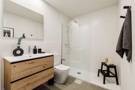 Ronda de Sant Pere, Barcelona, Catalonia 08010 - Photo 5