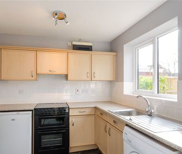 2 bedroom semi-detached house to rent - Photo 5
