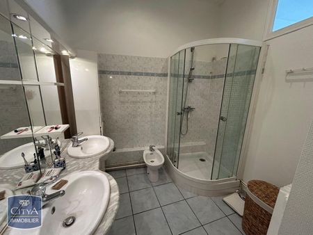 Location Appartement 3 pièces 95m² ST ETIENNE 42000 - Photo 5