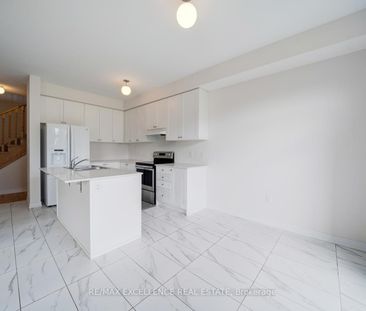 For Lease - 2085 Coppermine Street, Oshawa, Ontario - Photo 5