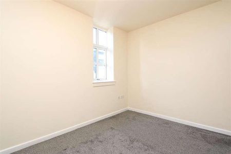 Albert Road, Queensbury, Bradford, BD13 - Photo 3