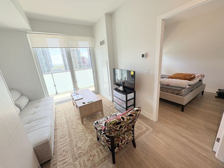 For Lease - 4130 Parkside Village Drive Unit# 1307, Mississauga, Ontario - Photo 4