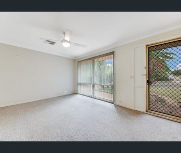 Stylish Family Home in Mount Annan - Photo 6