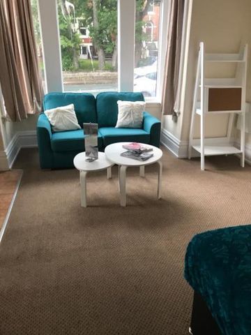 Studio to rent - Photo 3