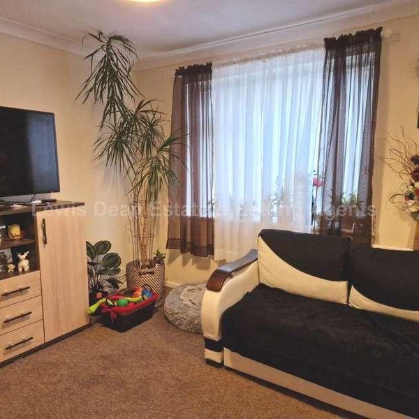 Right Next Door To Upton Country Park !, BH16 - Photo 1