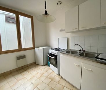 Location Appartement 1 pièce 26m² - Photo 3