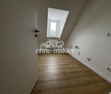 Erstbezug nach Sanierung: Helle Dachgeschosswohnung ca. 51 m² in Ho... - Photo 4