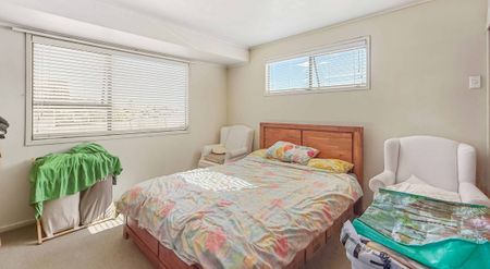 Family Home in Highland Park! - Photo 4