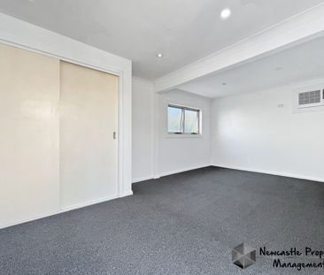 20 Norman Street, Waratah West - Photo 2
