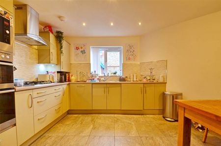 Durnford Avenue, Southville - Photo 4