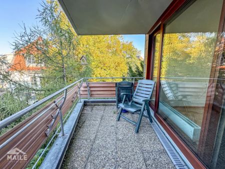 Gemütliche 2-Zimmer Wohnung mit Balkon mit Blick über die Dächer Stuttgarts! - Foto 4