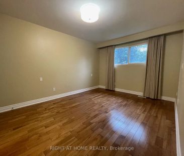 165 Angus Drive #Upper - Photo 5