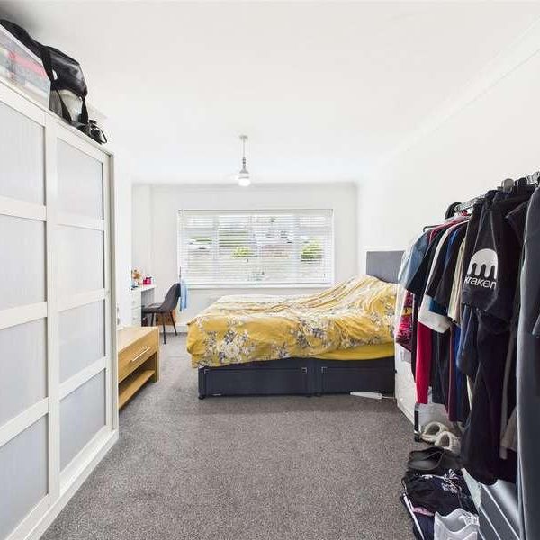 Brownleaf Road, Brighton, East Sussex, BN2 - Photo 1