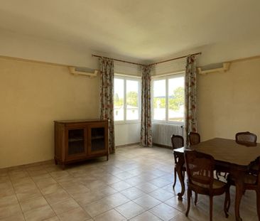 À louer Spacieux T4 de 99 m2 au calme absolu, proche centr - Photo 3