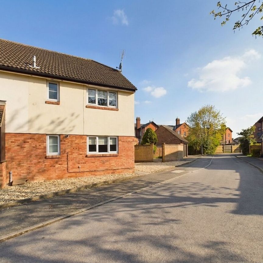 Normansfield, CM6, Great Dunmow - Photo 1
