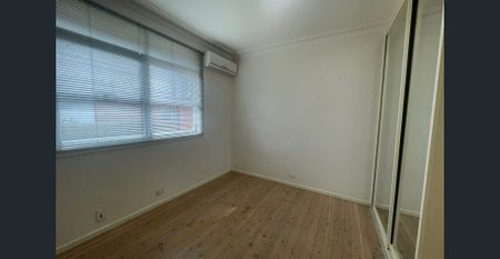 Charming family home in Penrith - Photo 5