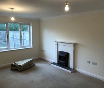 Currently Being Refurbished & Redecorated 3 Bedroom Terrace House in Beautiful Norfolk Village of East Harling. - Photo 5