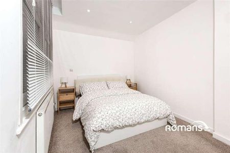 High Street, Reading, RG1 - Photo 2