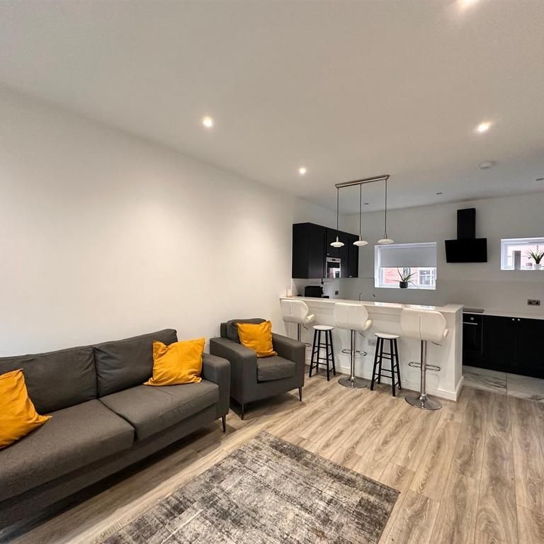 2 bedroom apartment to rent - Photo 1