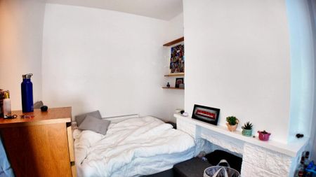 3 bedroom terraced house to rent - Photo 2