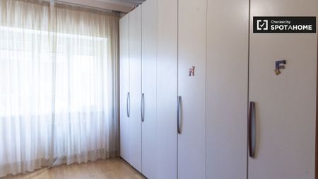 rome, Lazio 00167 - Photo 2