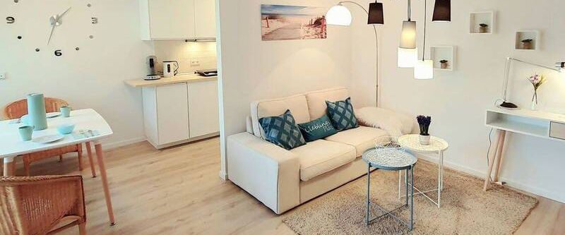 2 Zimmer Wohnung Möblierte mit Balkon nähe BER - Foto 1