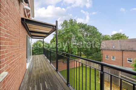 4 bedroom detached house to rent - Photo 4