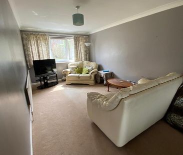 3 bedroom semi-detached house to rent - Photo 1