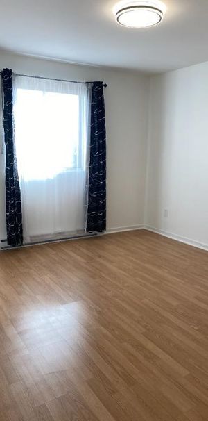 logement à louer 4 1/2 rénové - Photo 1