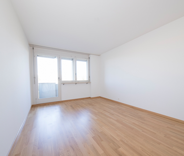 Sanierte 3.5 Zimmer-Wohnung an ruhiger Lage! - Photo 1