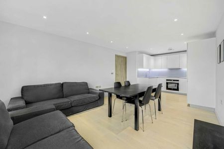 Plough Road, SW11, London - Photo 5