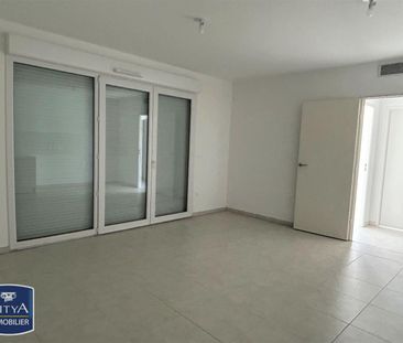 Location Appartement 3 pièces 67m² MARSEILLE 9ème - Photo 1