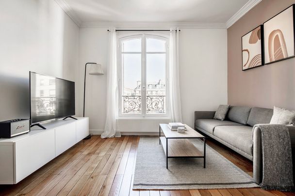 Avenue Beaucour - Photo 1