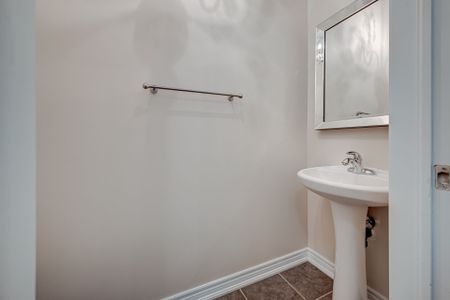 For Lease - 3407 Whilabout Terrace, Oakville, Ontario - Photo 4