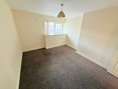 Sherborne Road, Yeovil, Somerset - Photo 4