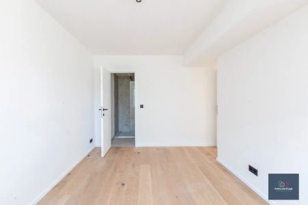 Prachtig duplex appartement met 4 slpk, 3 badk, grote tuin en parkeergelegenheid - Photo 4