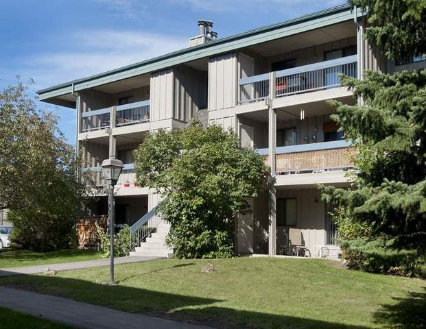 Cedars Of Calgary | 215 86 Ave SE, Calgary - Photo 1