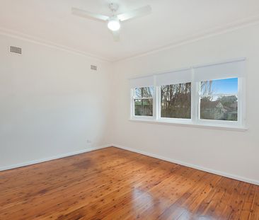 Urban Convenience Meets Suburban Charm: Your Ideal Retreat Awaits !!! - Photo 3