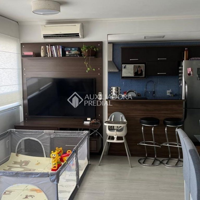 Apartamento com 2 quartos e 65m² para alugar em Vila Ipiranga, Porto Alegre. - Photo 1