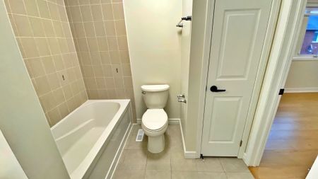 For Lease - 439 Cavanagh Lane, Milton, Ontario - Photo 4