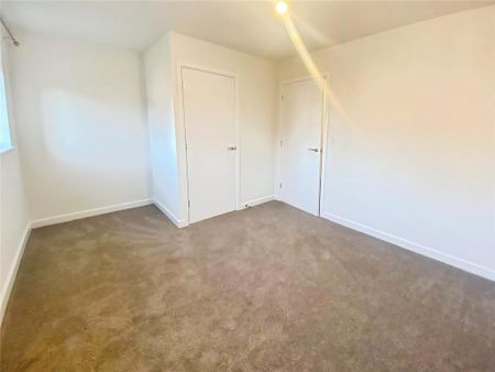 2 bedroom semi-detached house to rent - Photo 2