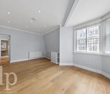 2 Bedroom Apartment, Coventry Street, Soho, W1D - Photo 2