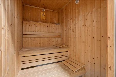 Eastlight Apartments, Dock Street, London, E1 - Photo 5