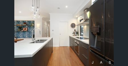 A modern delight - Photo 3