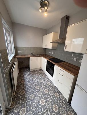 33 Parker Street, Belfast, BT5 4HN - Photo 1