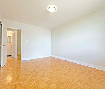 For Lease - 490 Eglinton Avenue Unit# 404, Toronto, Ontario - Photo 1